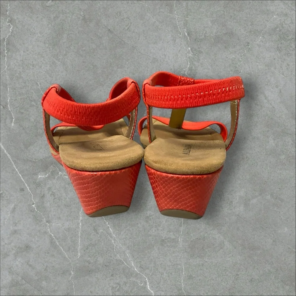 Alfani Persimmon Wedge Sandal SZ 10.5 Slip On Comfort Sole Retro Coquette Women‎